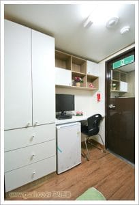 レクシスコリアの滞在先