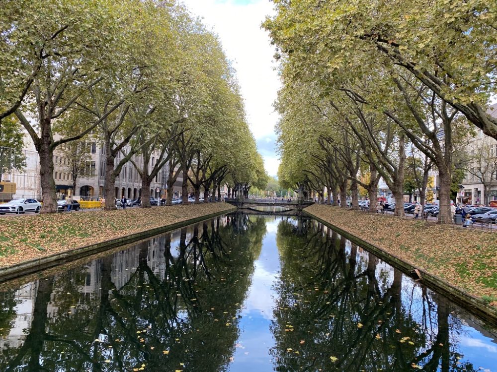 市内を流れる運河