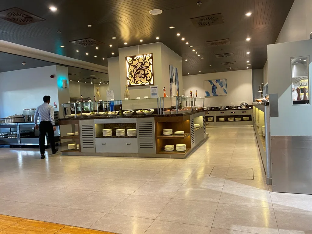 朝食はビュッフェスタイル