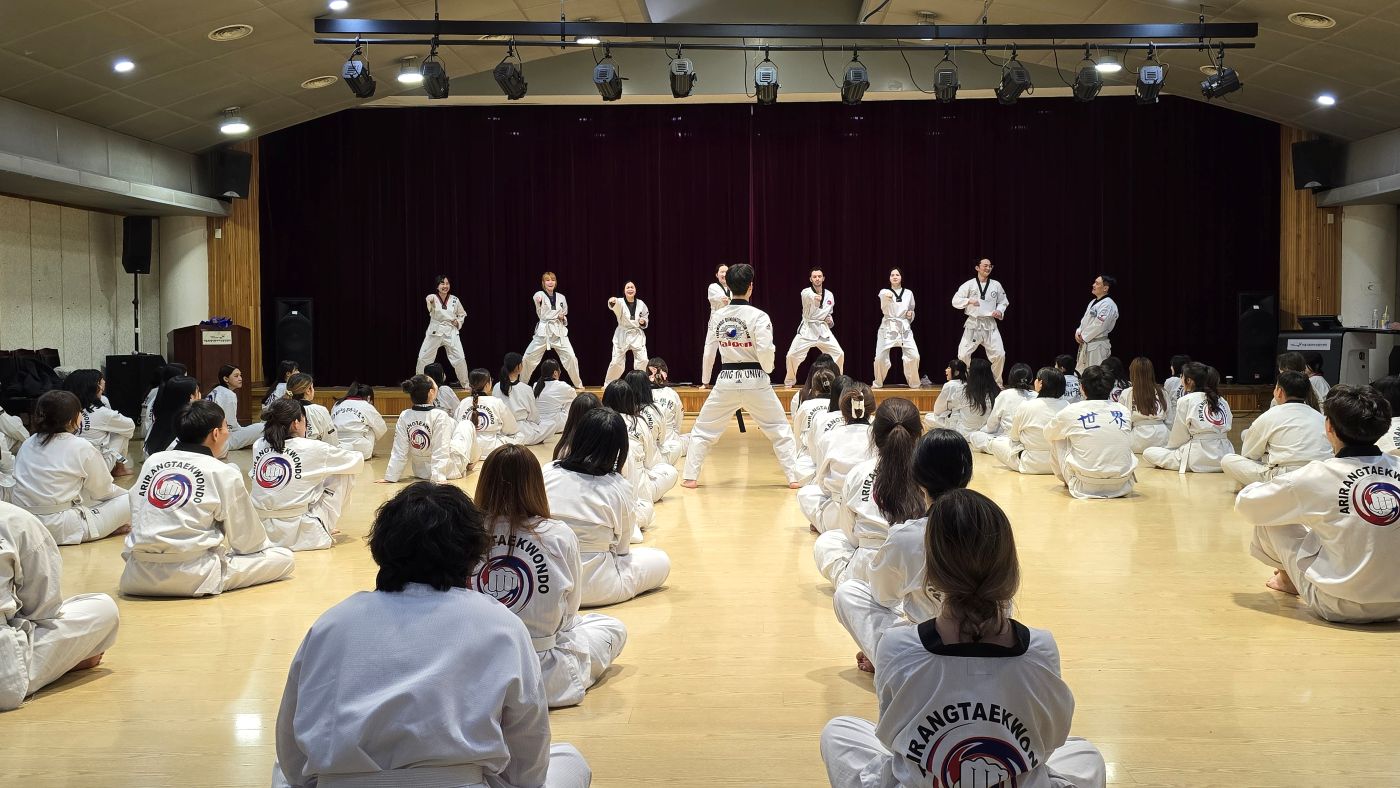 ソウル市立大学　語学堂　韓国語教育センター　韓国文化体験　ソウル留学　大学生留学　テコンドー