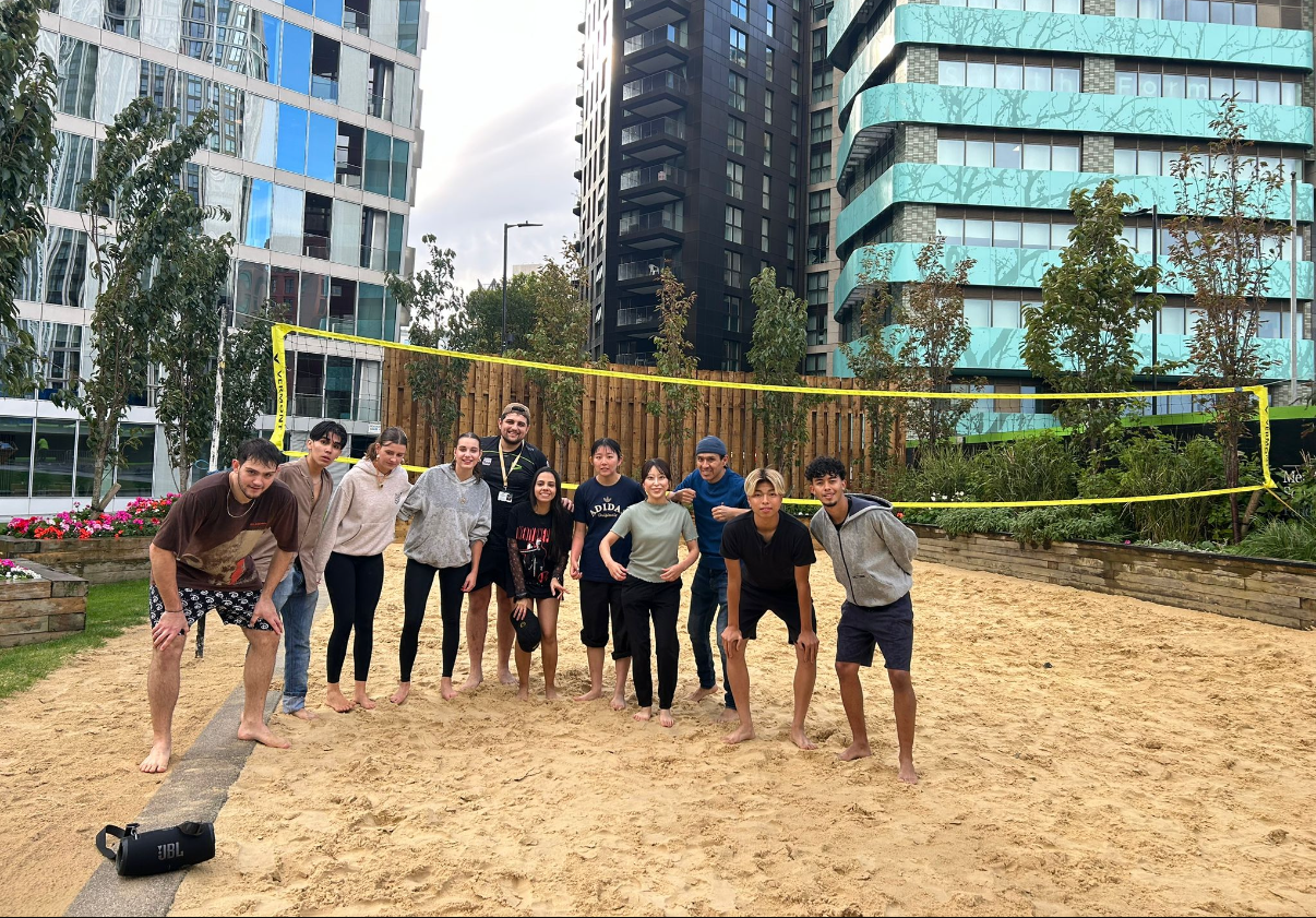 イギリス留学　ロンドン　　短期留学　アクティビティ　留学体験談