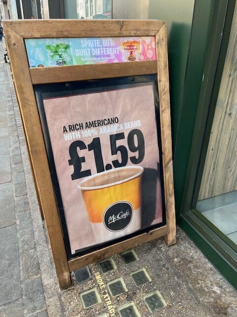 海外カフェ カフェ用語 イギリス留学 ロンドン マック マクドナルド