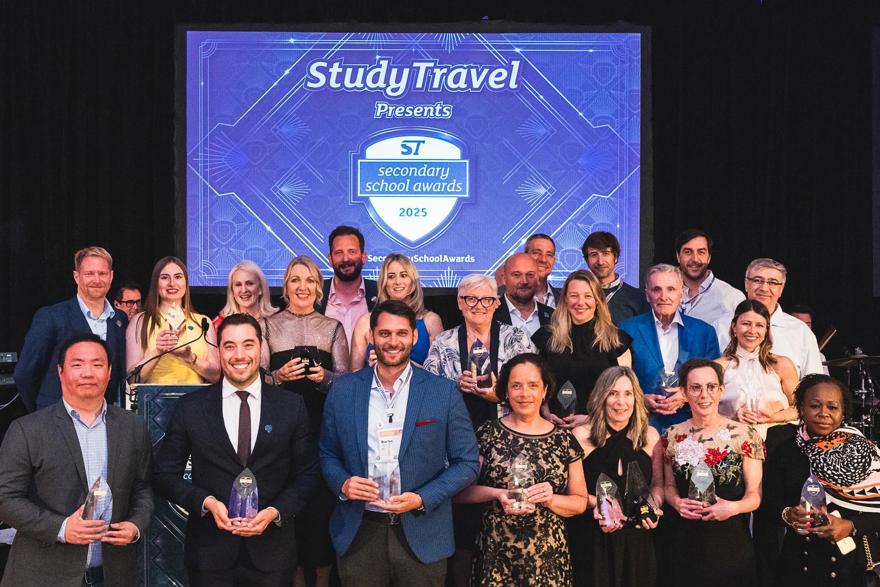 STスターアワード2025　授賞式　留学業界